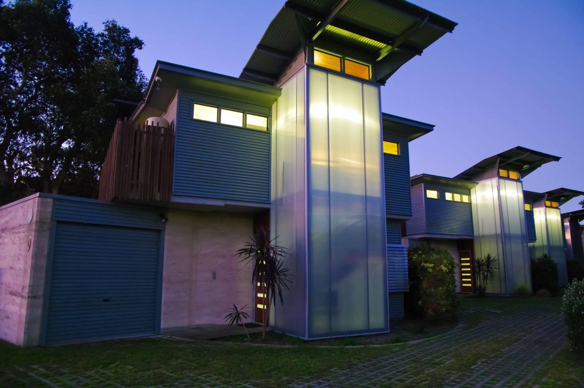 Crescent Head Spa Villa Exterior photo